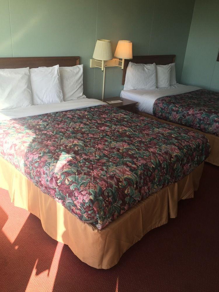 Greenbrier Inn - Branson Extérieur photo