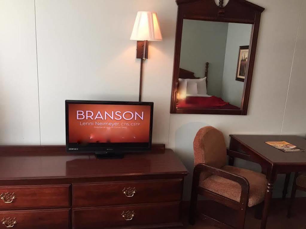 Greenbrier Inn - Branson Extérieur photo